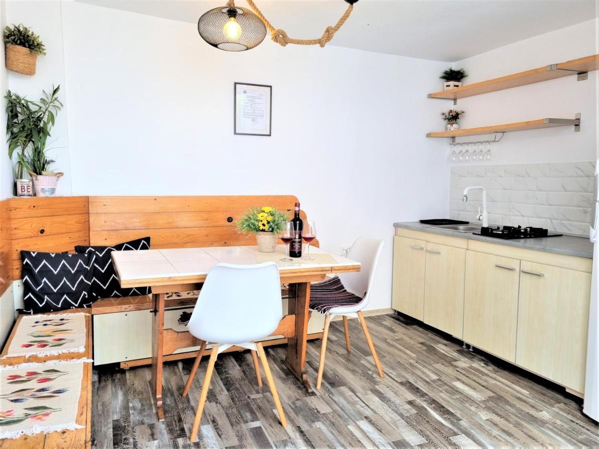 Casa Eladi Apartment เอโฟรีเอซูด ภายนอก รูปภาพ