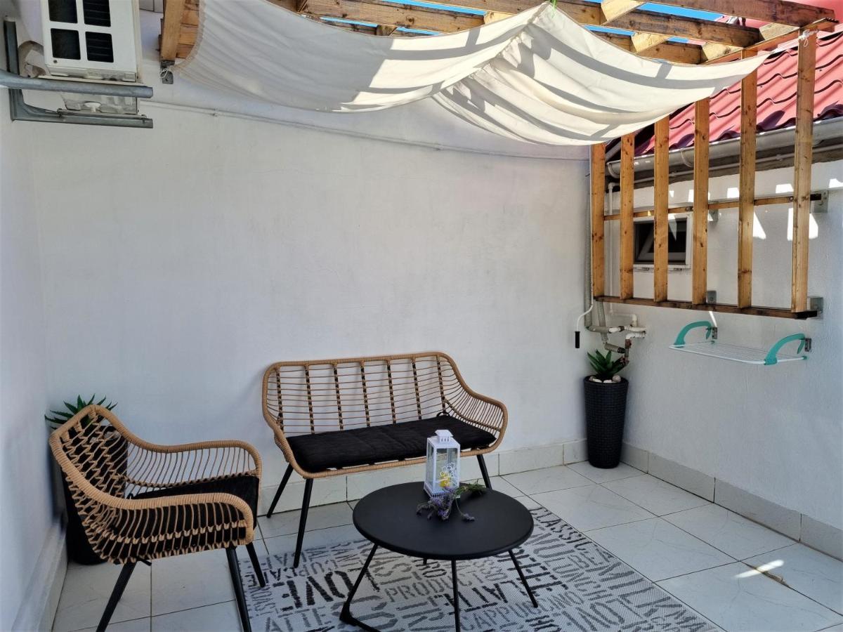 Casa Eladi Apartment เอโฟรีเอซูด ภายนอก รูปภาพ