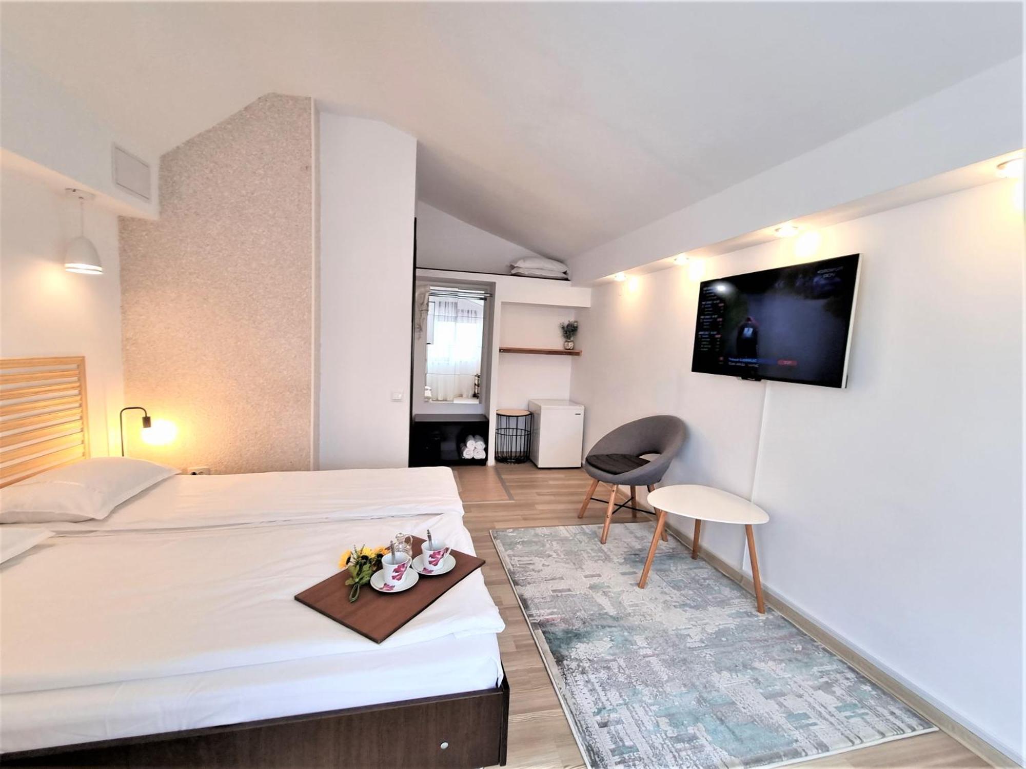 Casa Eladi Apartment เอโฟรีเอซูด ภายนอก รูปภาพ