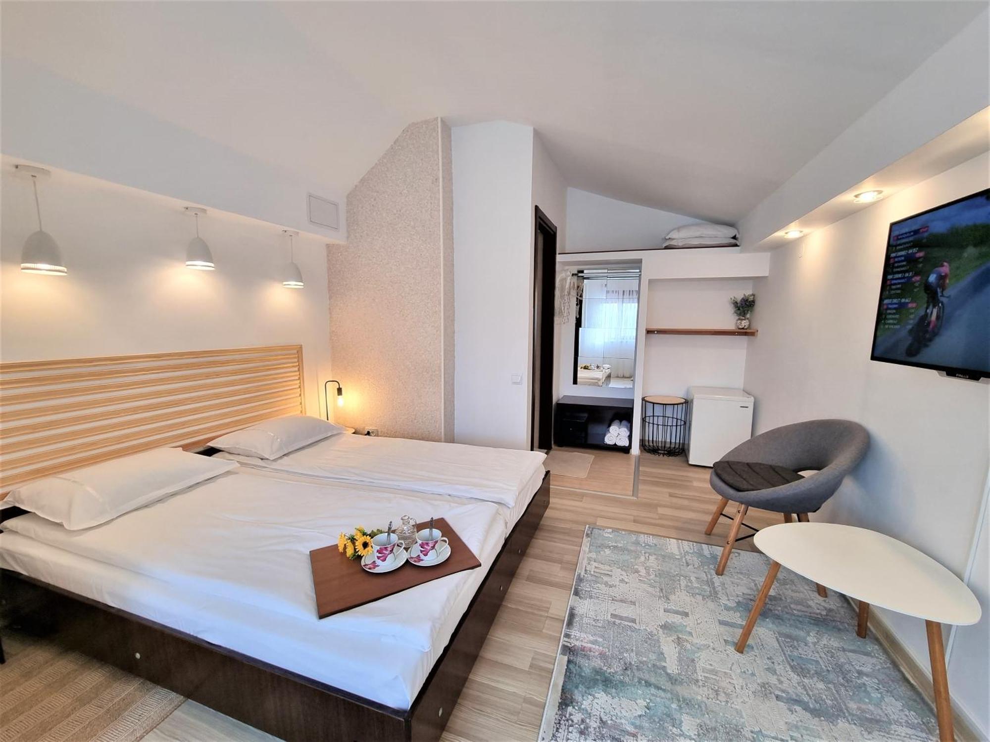 Casa Eladi Apartment เอโฟรีเอซูด ภายนอก รูปภาพ
